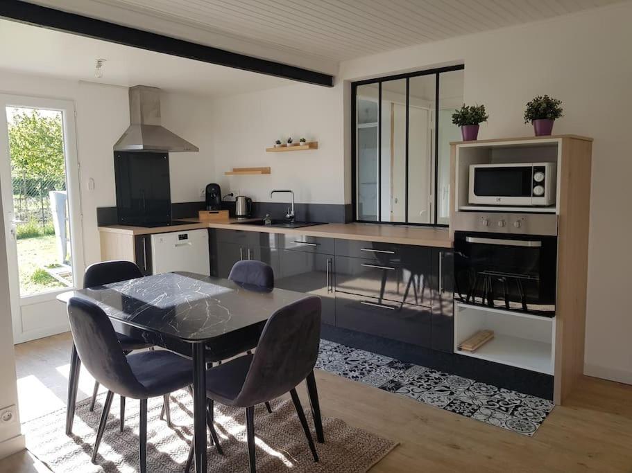 Maison Proche Clermont-Fd Entre Chu Et Cezeaux -Parking Beaumont  外观 照片
